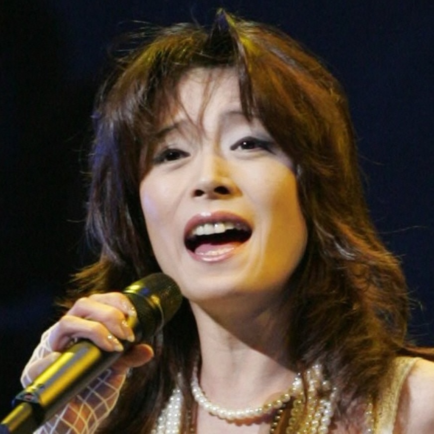 復帰後初のラジオパーソナリティー・中森明菜の憧れの歌手は、A・M、I・H、Y・M…