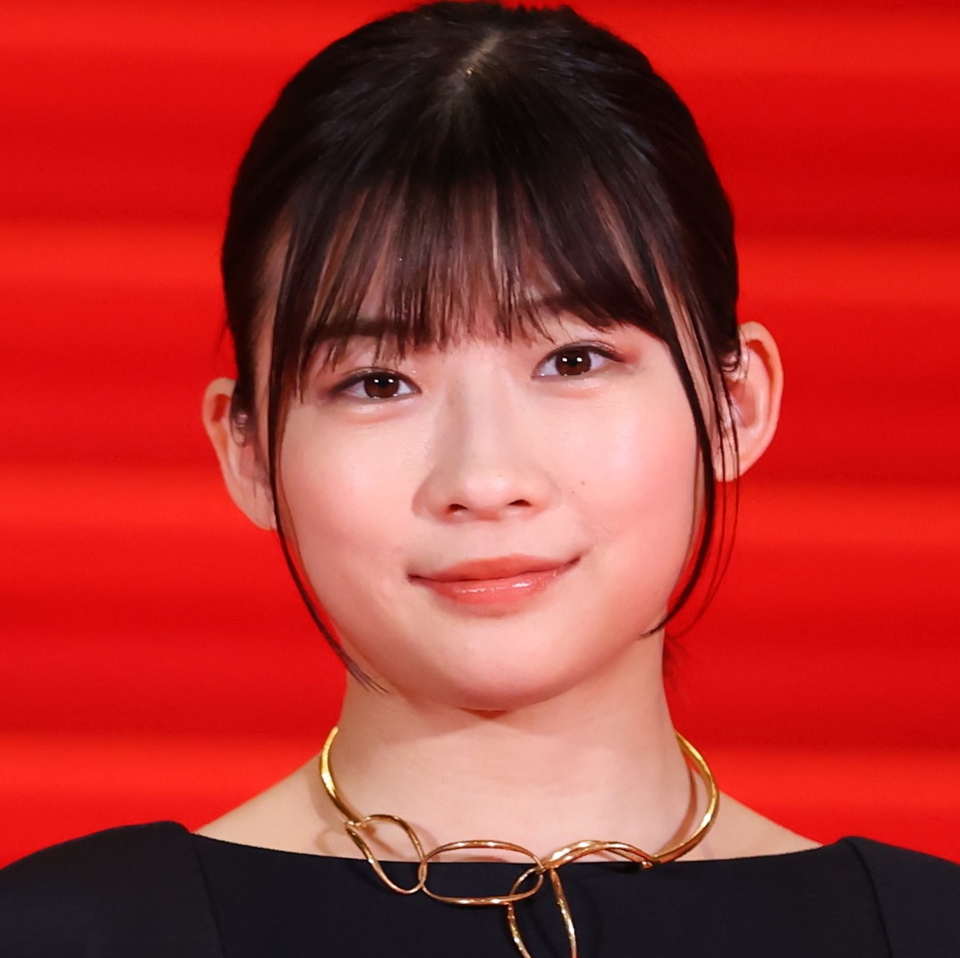 「どうしてこうなっちゃうのかな」伊藤沙莉、劇作家・蓬莱竜太氏との結婚を発表！！　